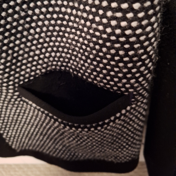 Black and White Light Jacket by Olsen Europe - Picture 4 of 6